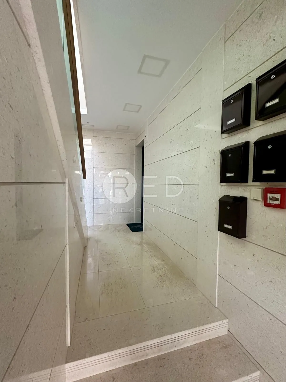 mocire/borik – moderan stan 86 m² u vrhunskoj novogradnji! - slika 23