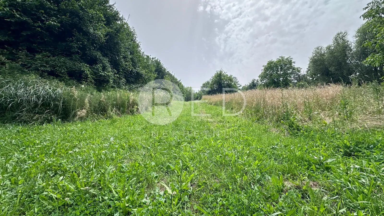 jarek gornji - građevinsko zemljište, 2221 m2 - slika 2