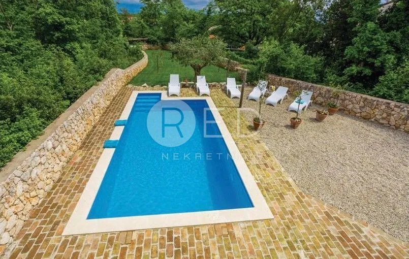 otok krk, okolica dobrinja - predivna adaptirana starina, 170 m2 - slika 16