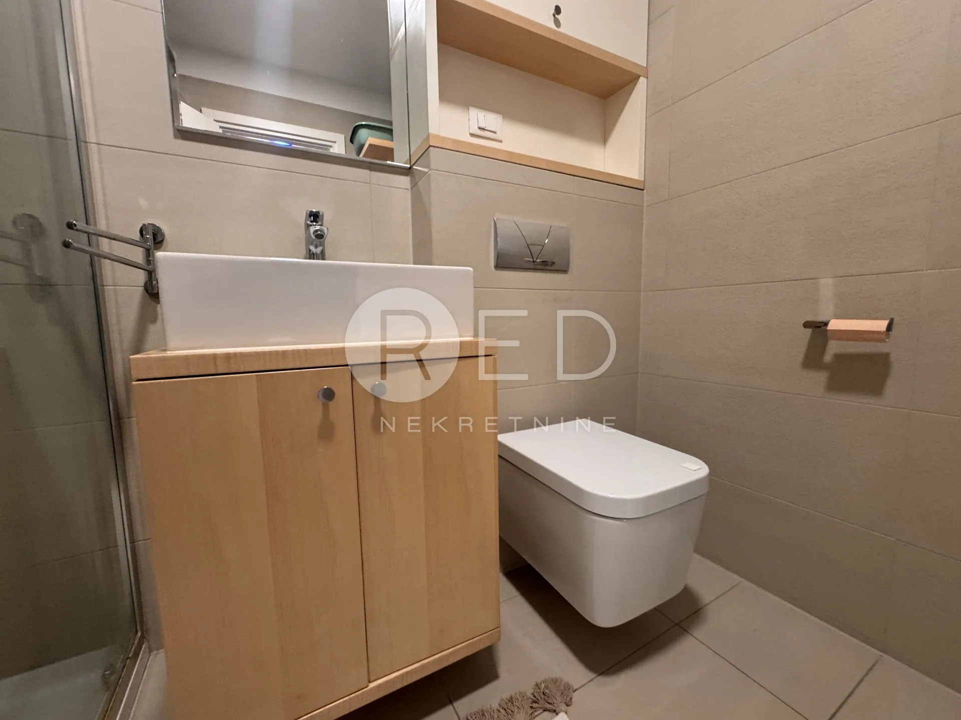 jarun/gajevo stan za najam 110 m2 - slika 27