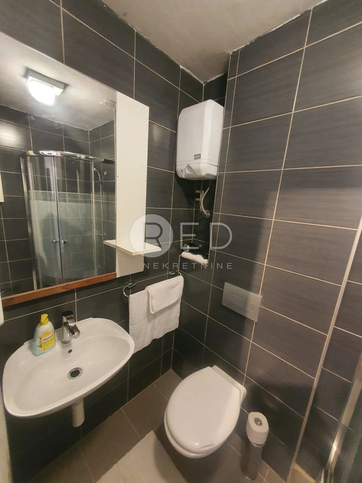 vinjerac kuća s apartmanima-blizina mora - slika 4