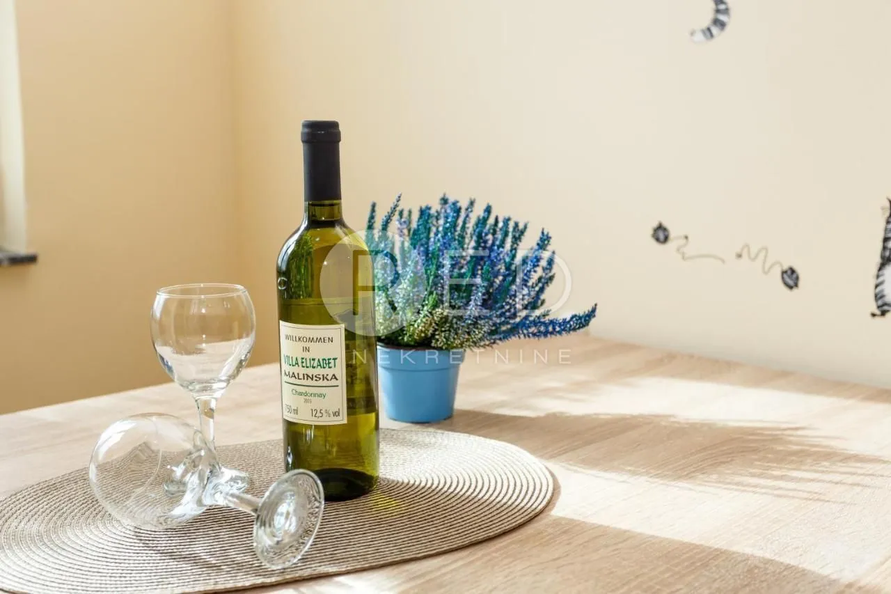 otok krk, malinska - apartmanska kuća 100 m od mora, 280 m2 - slika 6