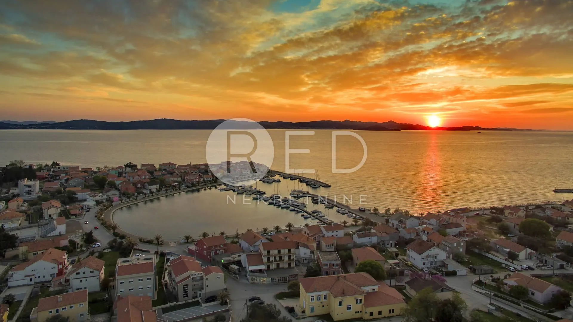 uhodan restoran 5 metara od mora - bibinje, zadar - slika 5