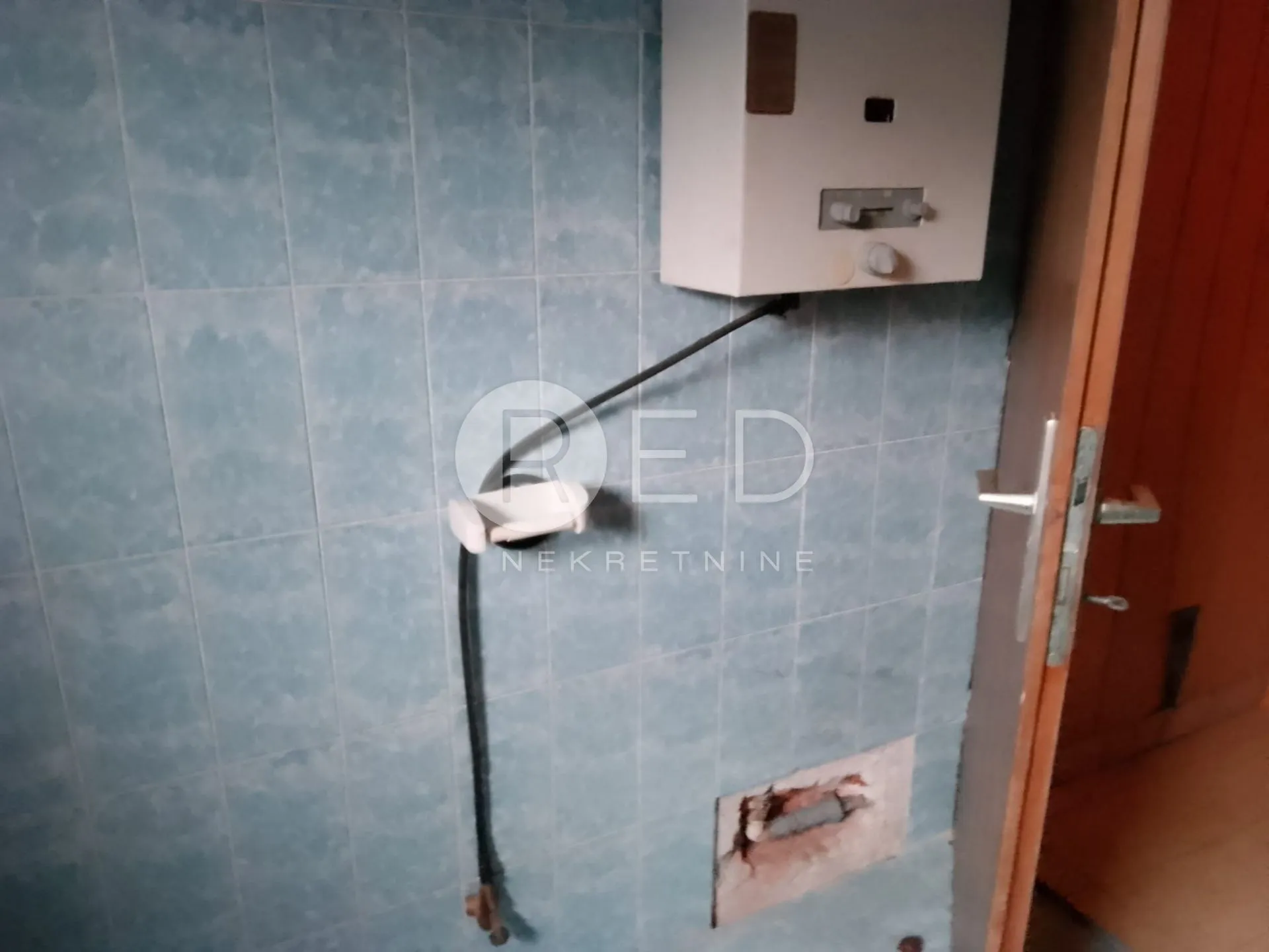 prodaja, kuća horvati 200m2 - slika 16