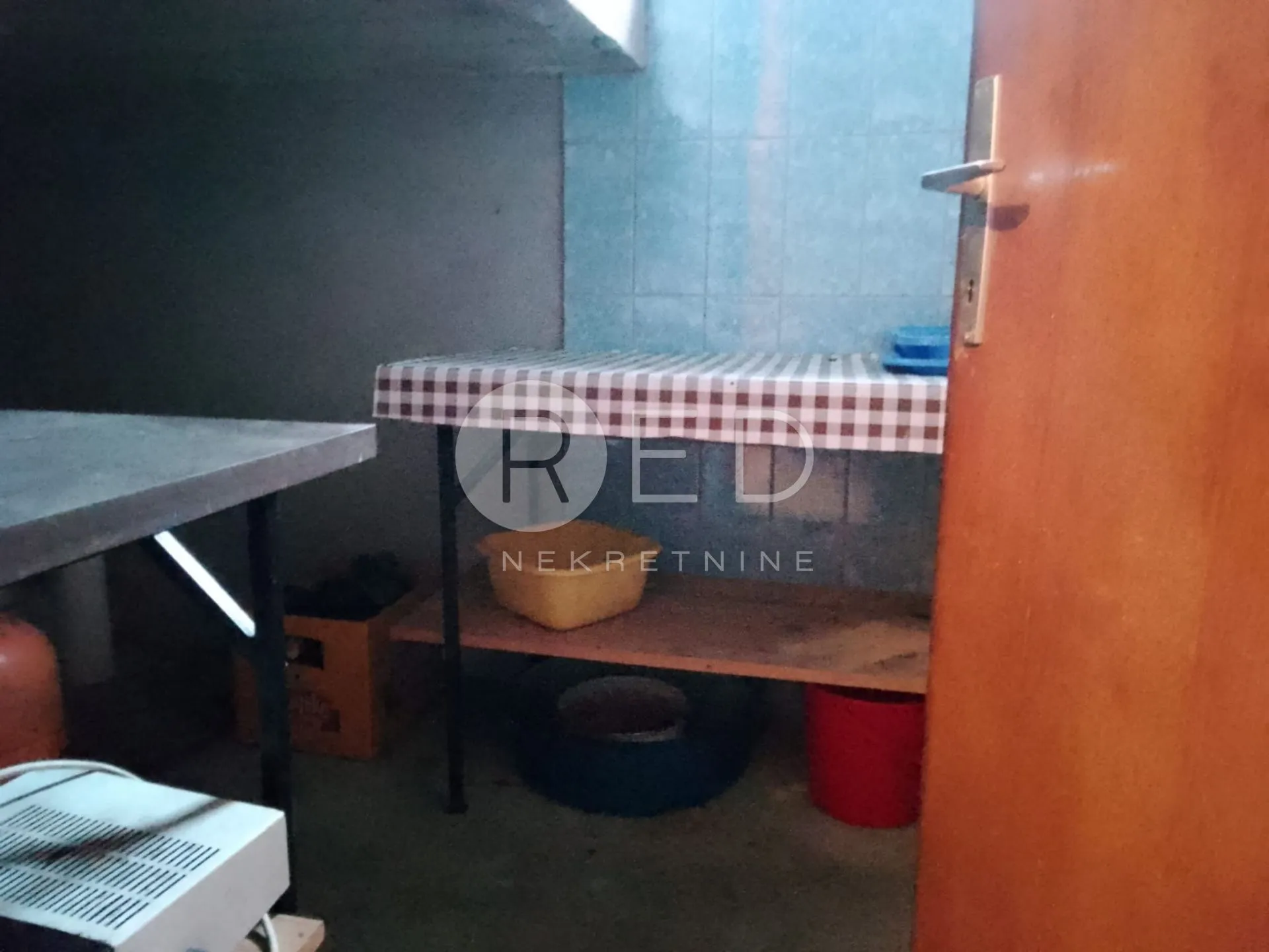 prodaja, kuća horvati 200m2 - slika 17