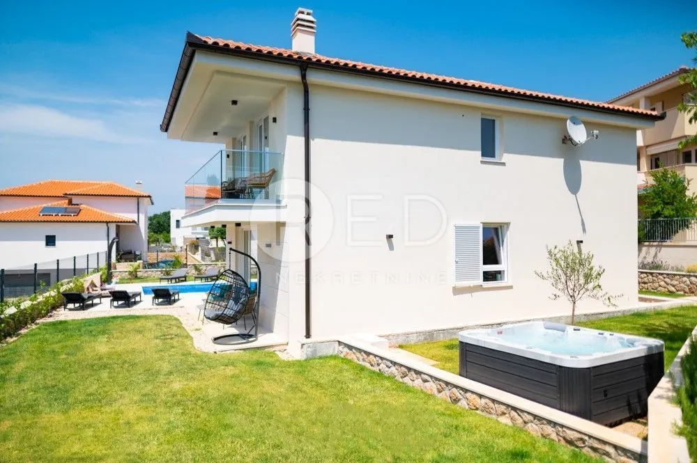 otok krk, okolica malinske - predivna kuća s bazenom, 156 m2 - slika 7