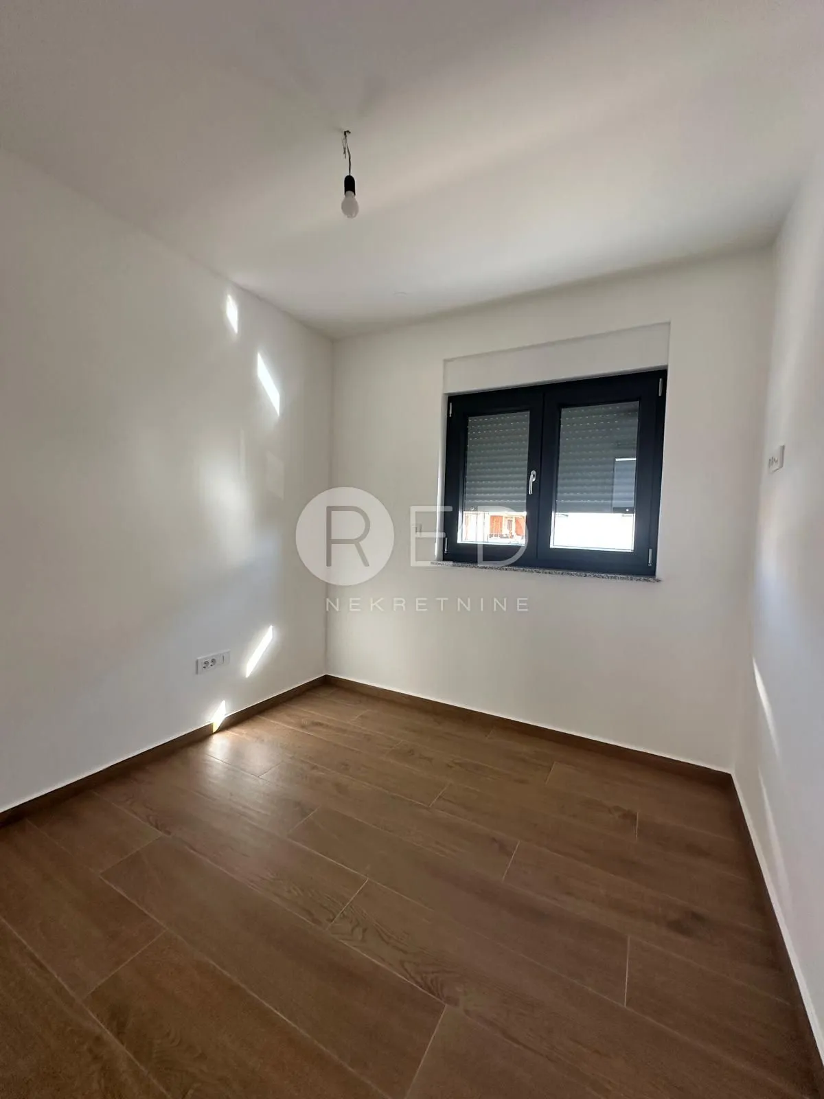 predivan stan s bazenom 300 m od mora, povljana, pag - slika 6