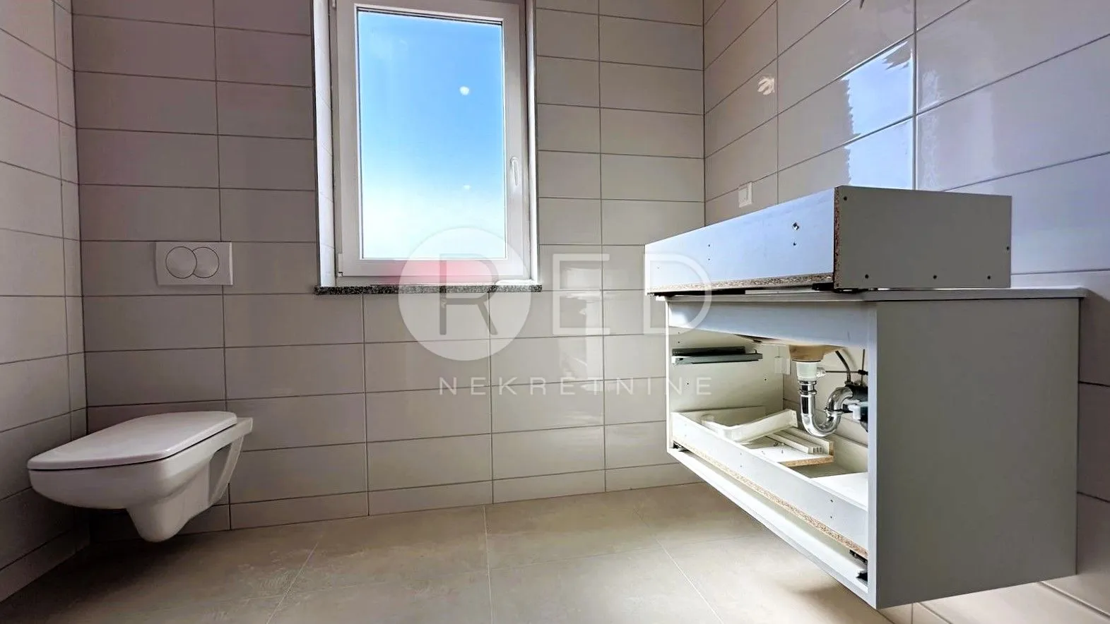 otok cres, cres - stan na 1. katu, 3s+db, 122 m2 - slika 4