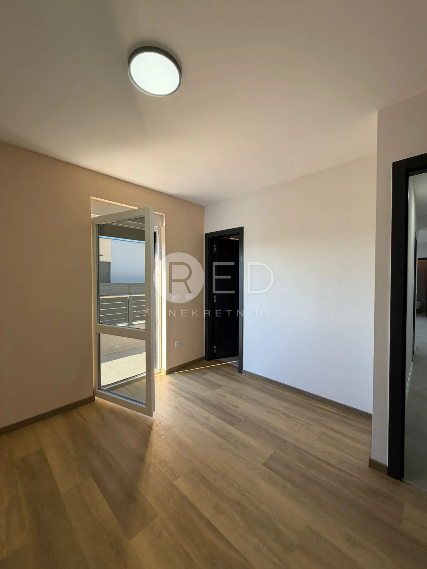 privalaka penthouse 2.kat useljivo - slika 41