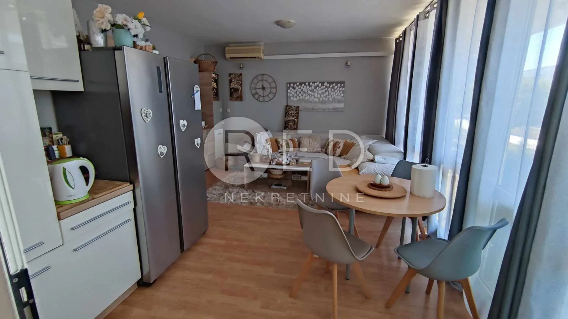zadar bili brig stan 42 m2 - slika 2