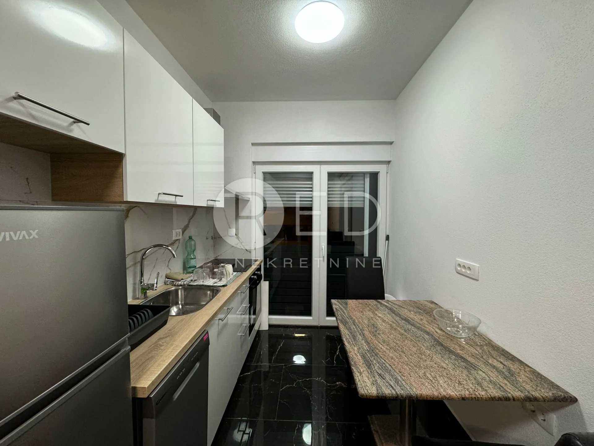 kompletno namješten stan u novogradnji 87 m2 - seline, zadarska - slika 6