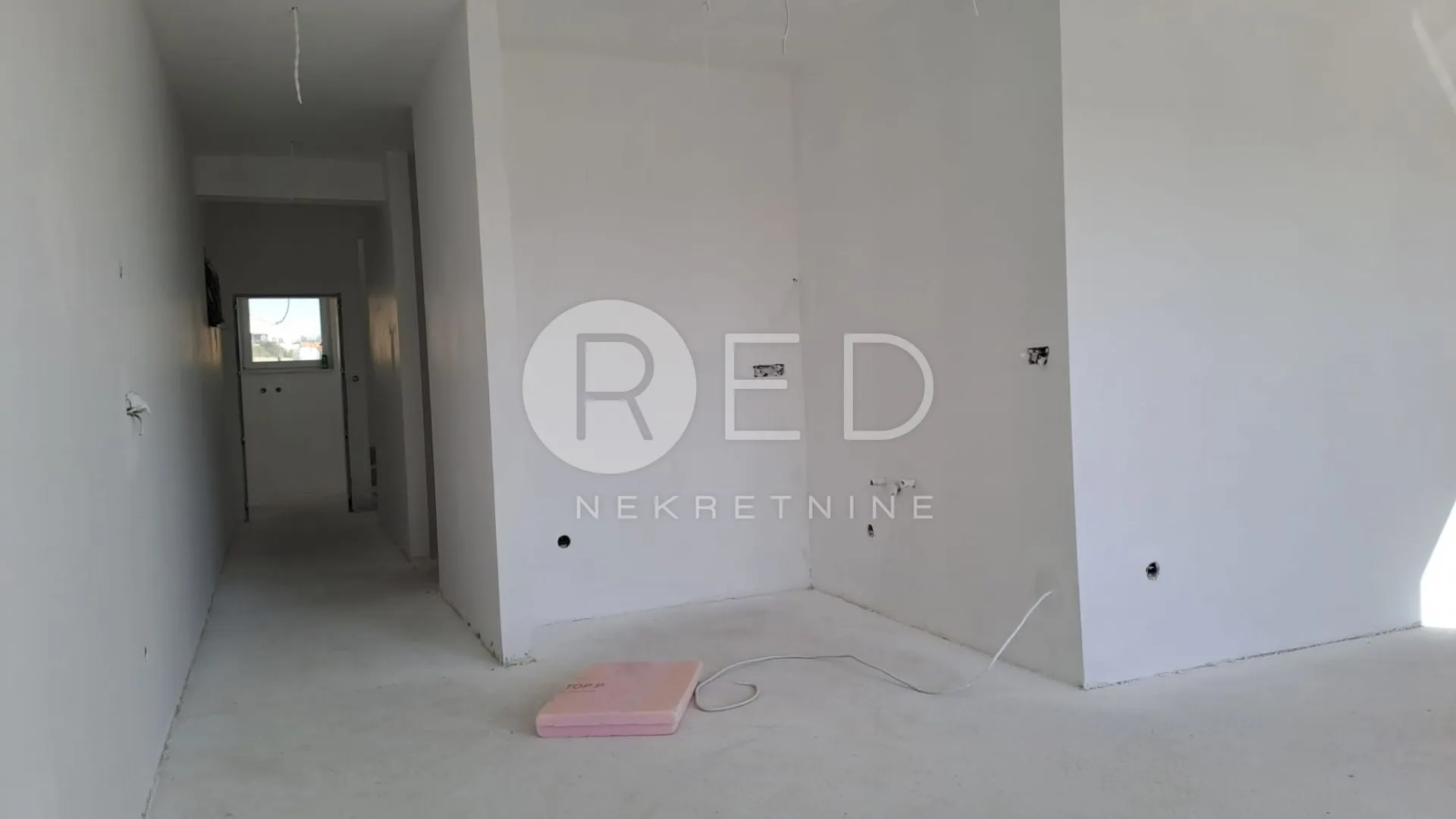vodice dvoetažni stan 99,57m2 useljiv 6.mj - slika 4