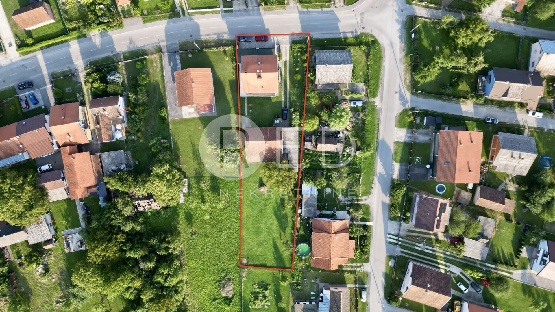 kuća s poslovnim prostorom dugo selo - slika 25