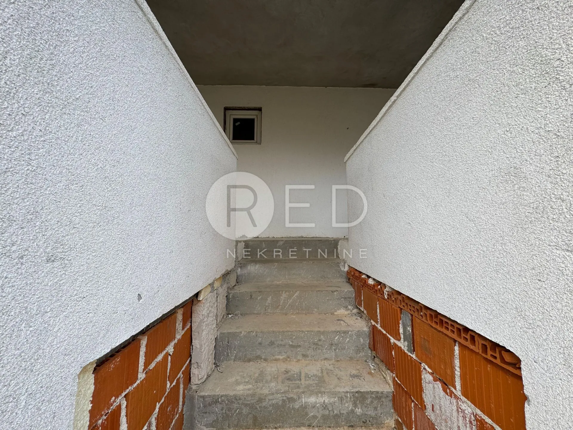 prodaja kuće/vikendice na otoku viru - 4 apartmana - slika 9