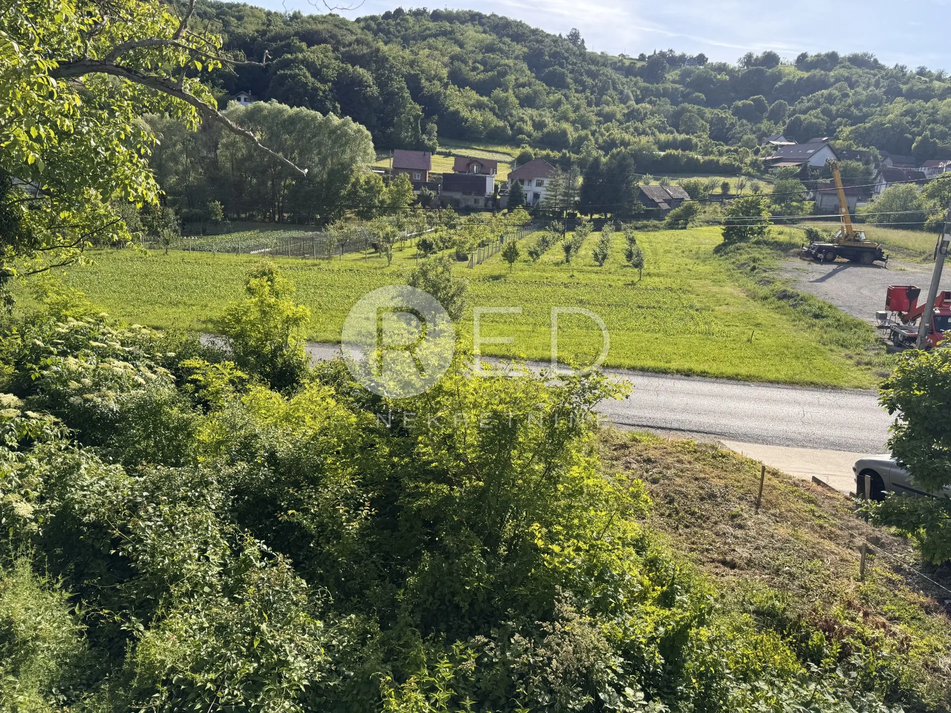 nedovršena kuća prekvršje - slika 1