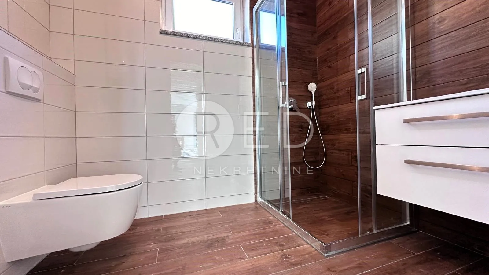 otok cres, cres - stan u prizemlju, 2s+db, 97,60 m2 - slika 4