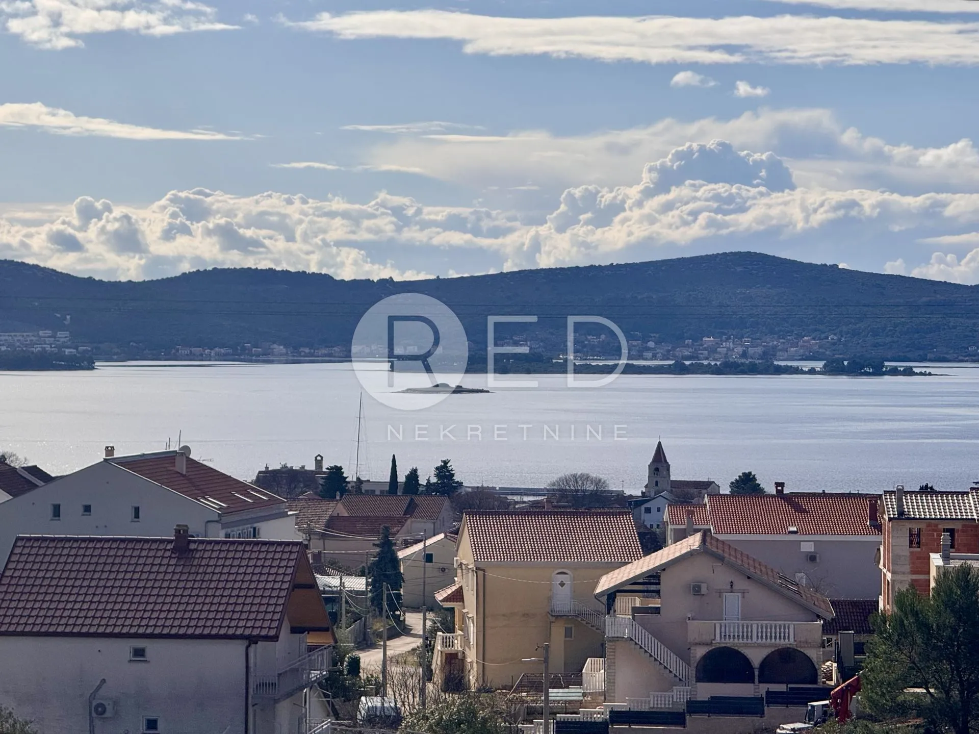 stan u prizemlju u novogradnji 85 m2 - sveti filip i jakov - slika 2