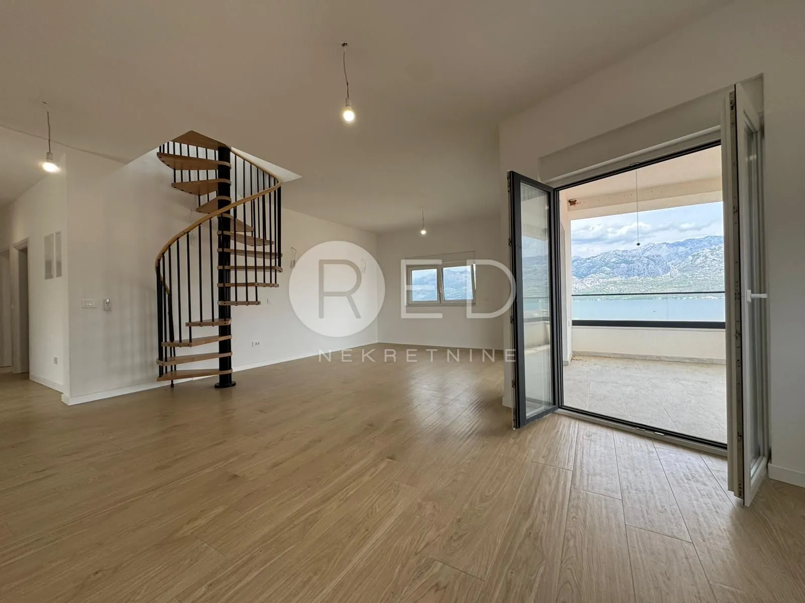 penthouse s pogledom na more 135 m2 - vinjerac - slika 3