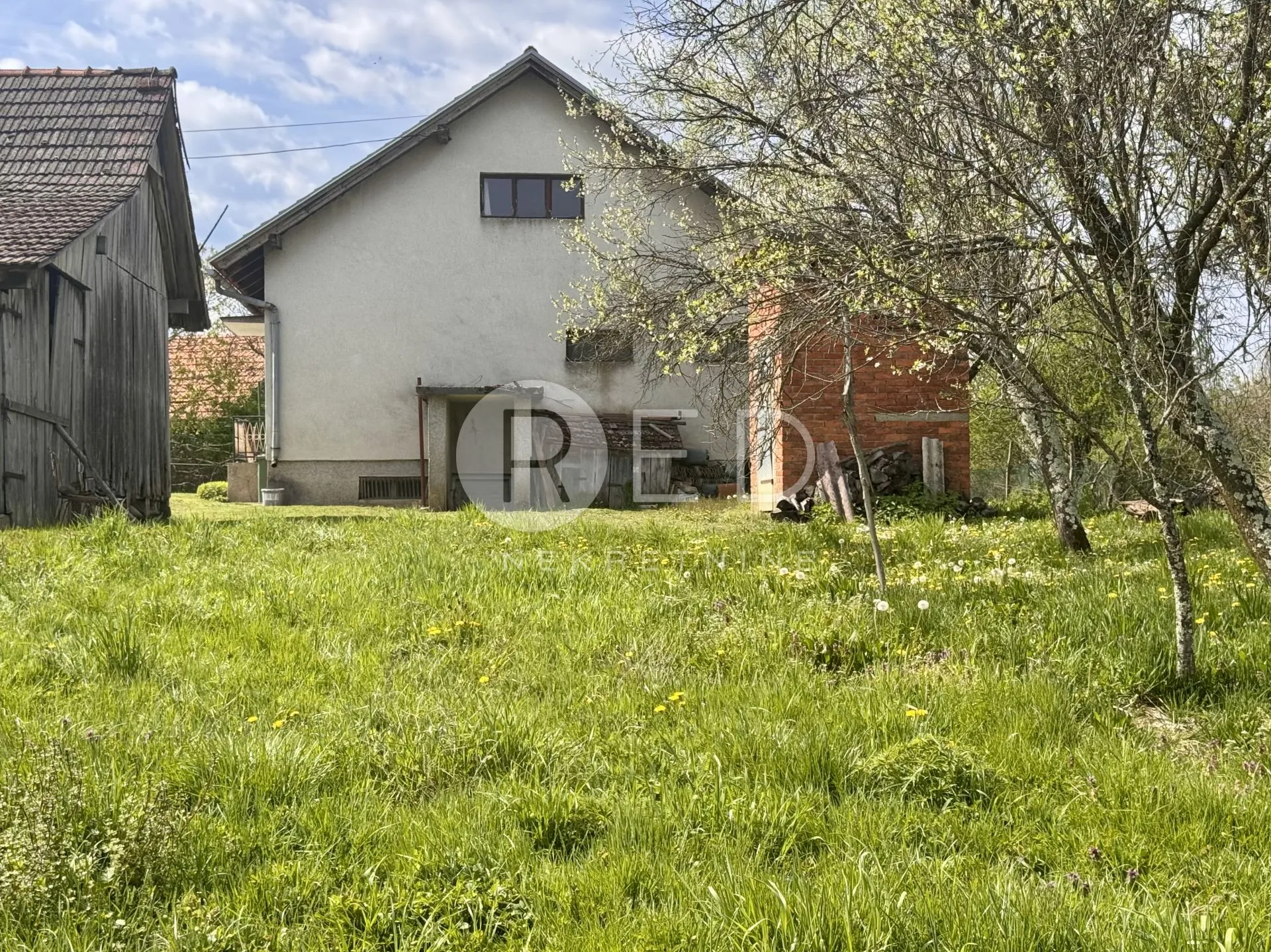 kuća 100m2 i gospodarske zgrade 156m2, u okolici pisarovine - slika 18