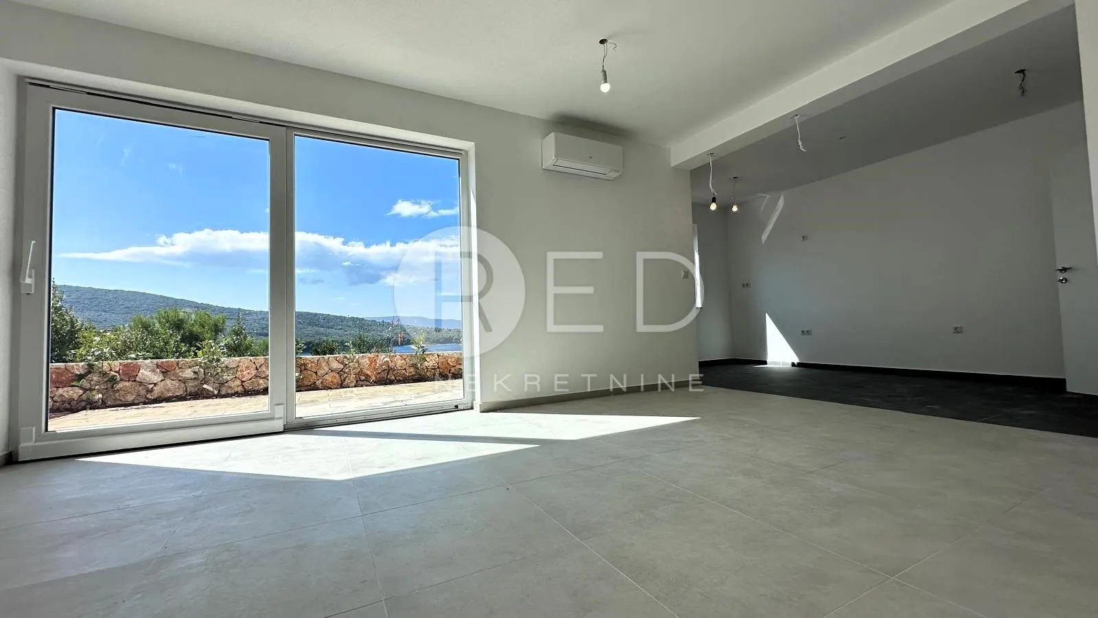 otok cres, cres - stan u prizemlju, 2s+db, 97,60 m2 - slika 6