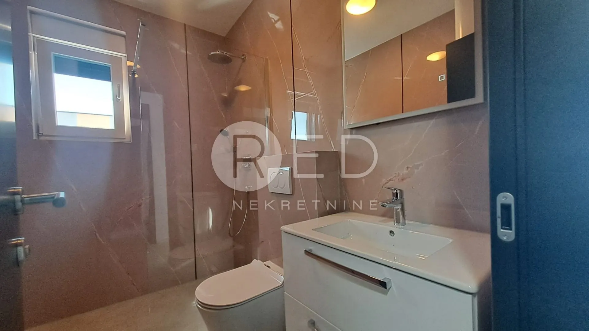 privalaka penthouse 2.kat useljivo - slika 6