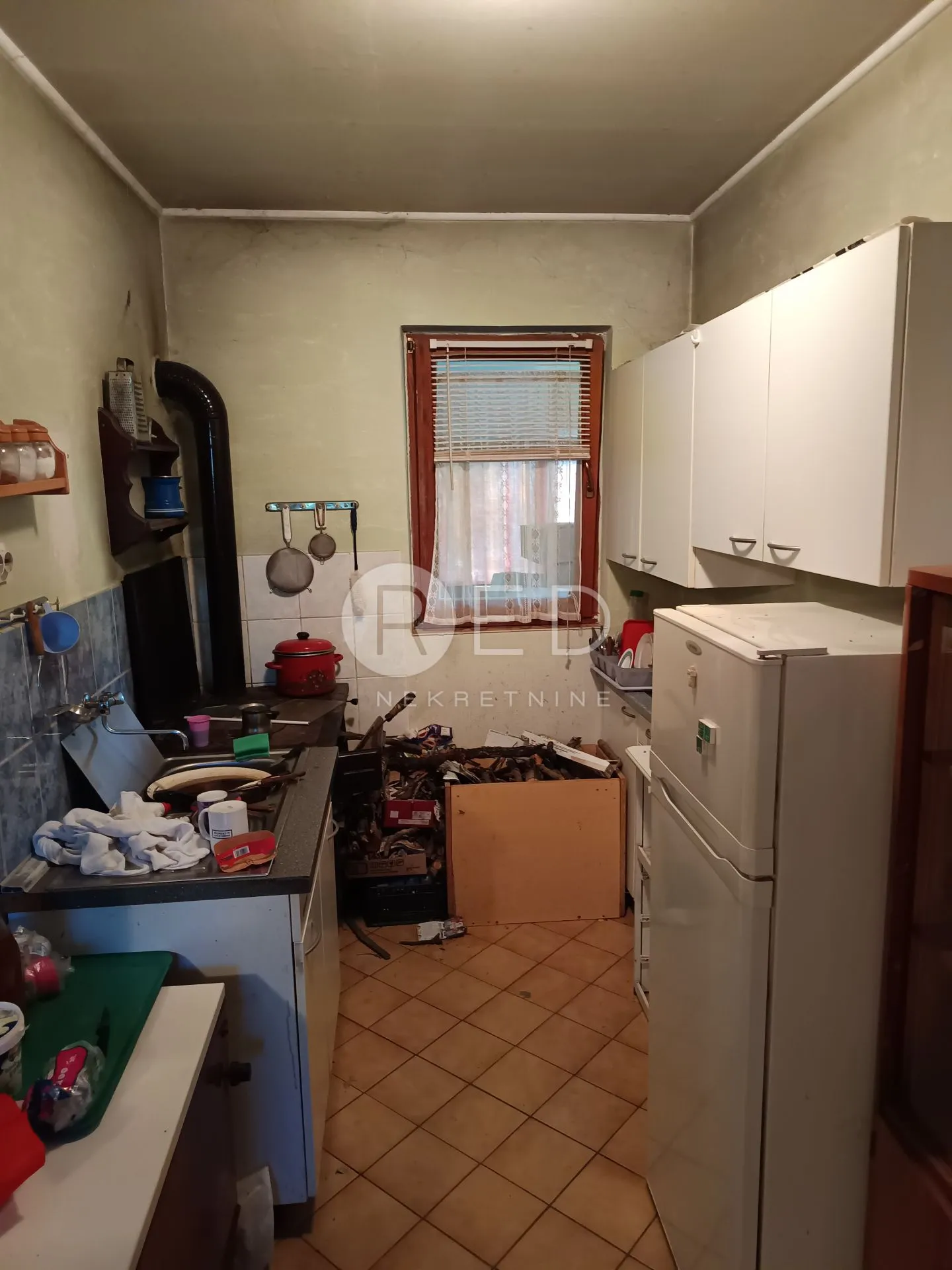 vikend kuća u batini - slika 2