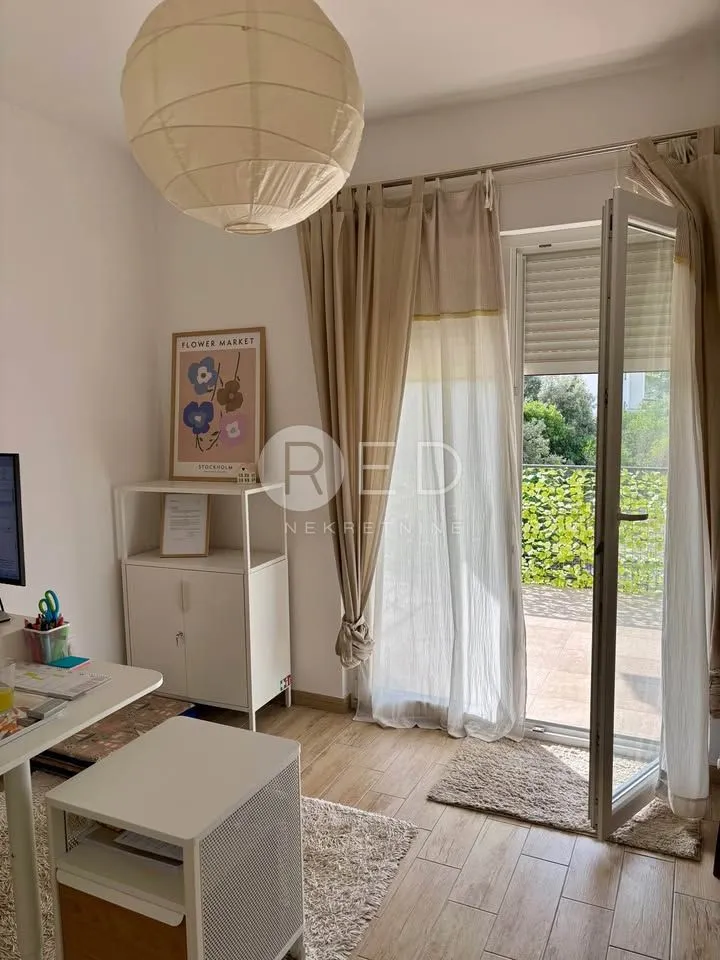 stan sa terasom i vrtom blizu mora - petrčane, zadar - slika 9