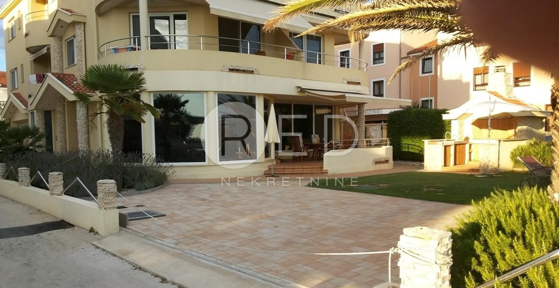 stan 5 metara od mora, 216 m2 - privlaka, zadarska - slika 18