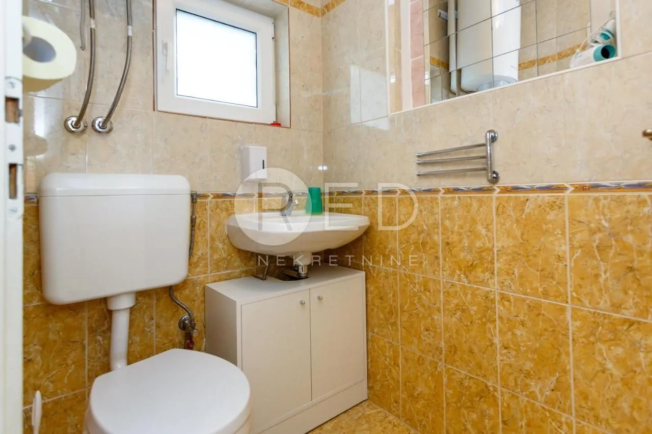 otok krk, malinska - apartmanska kuća 100 m od mora, 280 m2 - slika 10