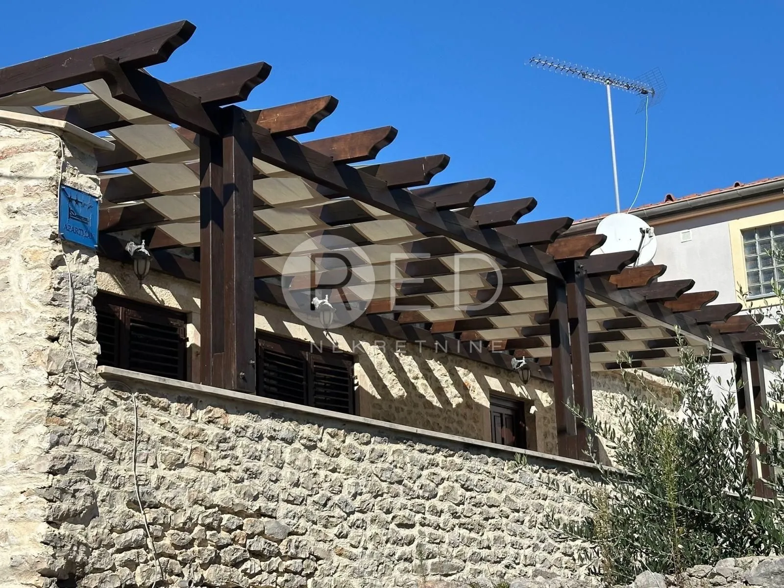prostran stan 128 m2 na odličnoj lokaciji, arbanasi, zadar - slika 3