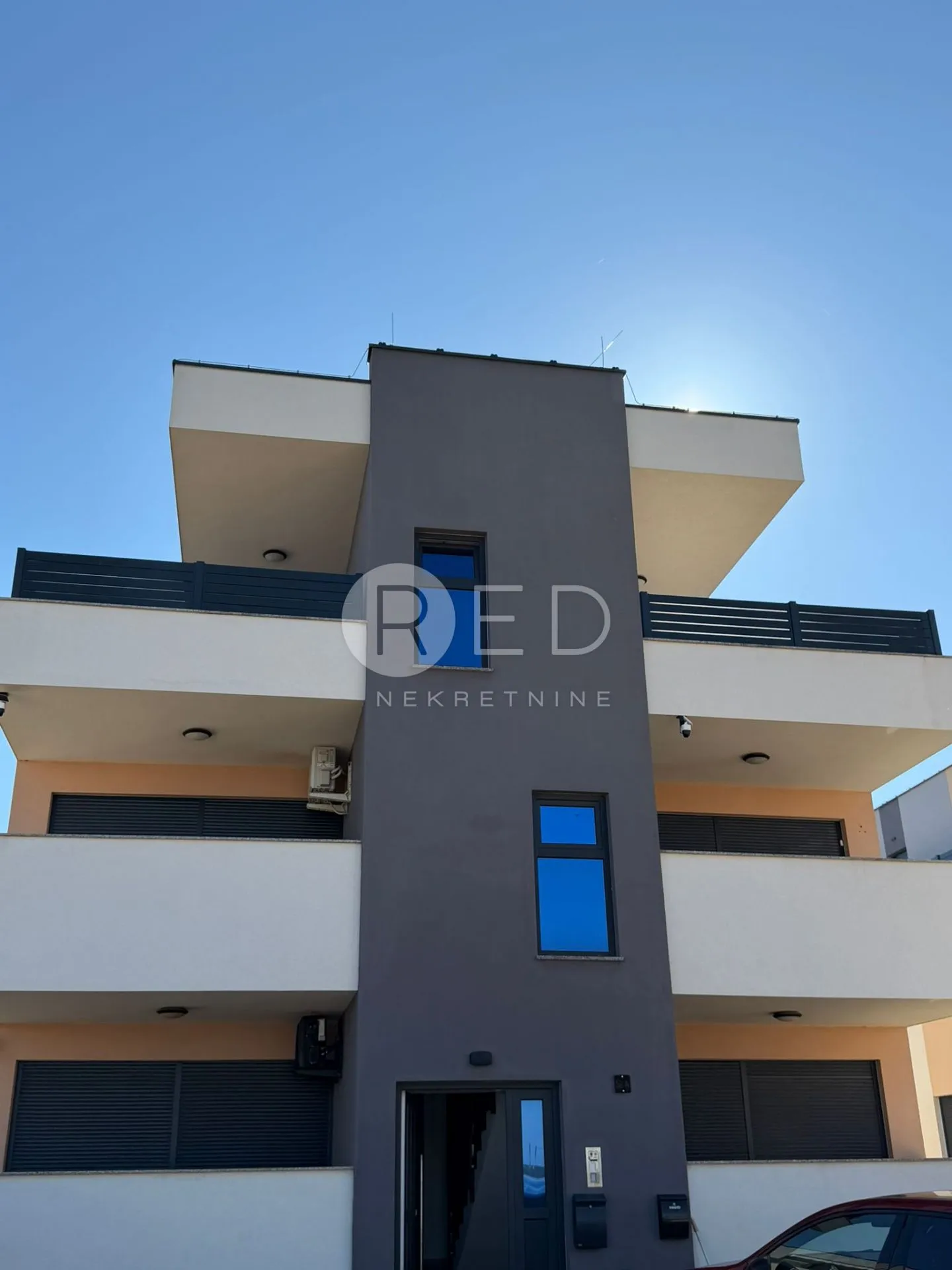 privalaka penthouse 2.kat useljivo - slika 35