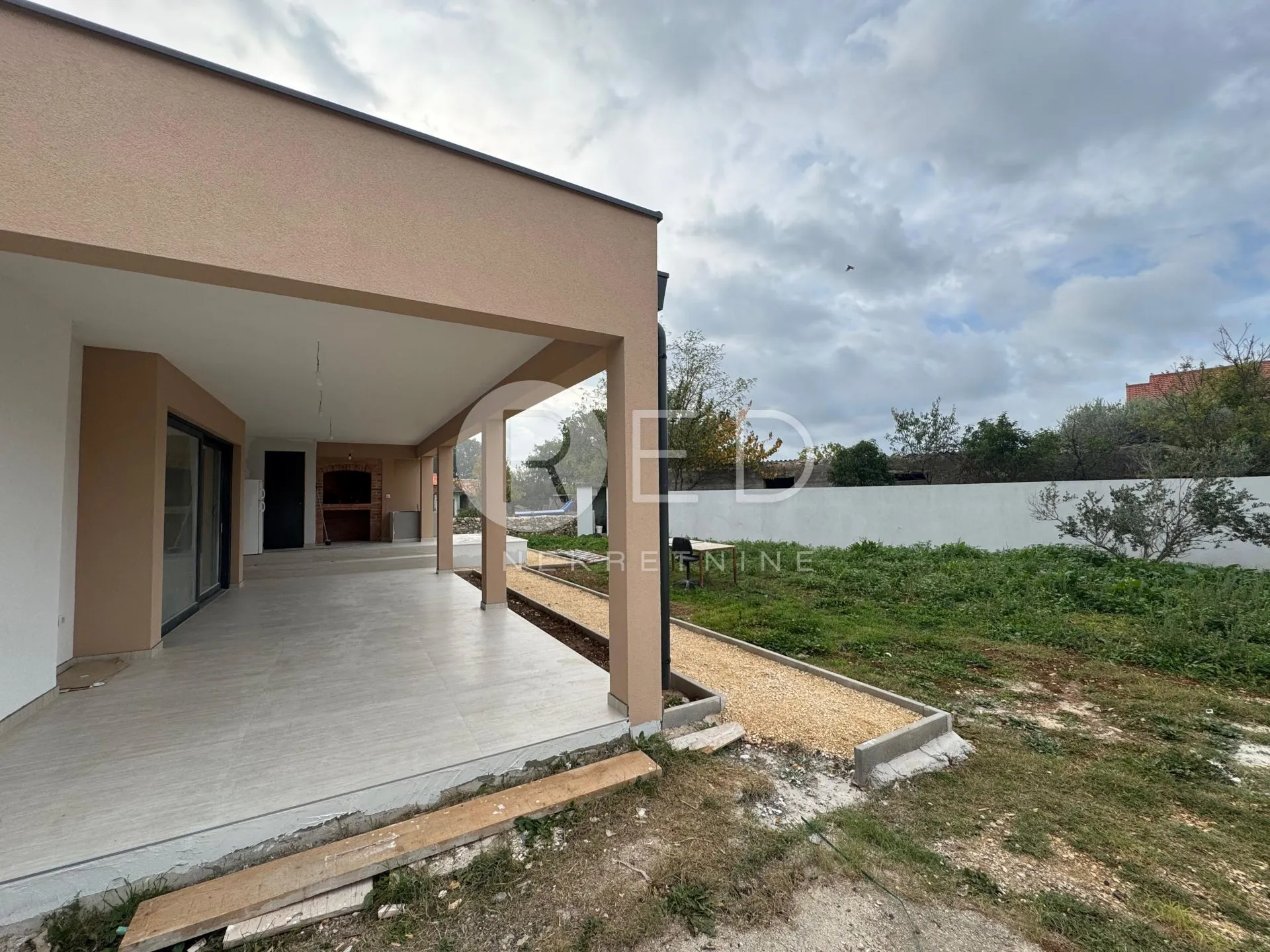 prizemnica s 3 spavaće sobe i velikom terasom, briševo - zadarska - slika 8