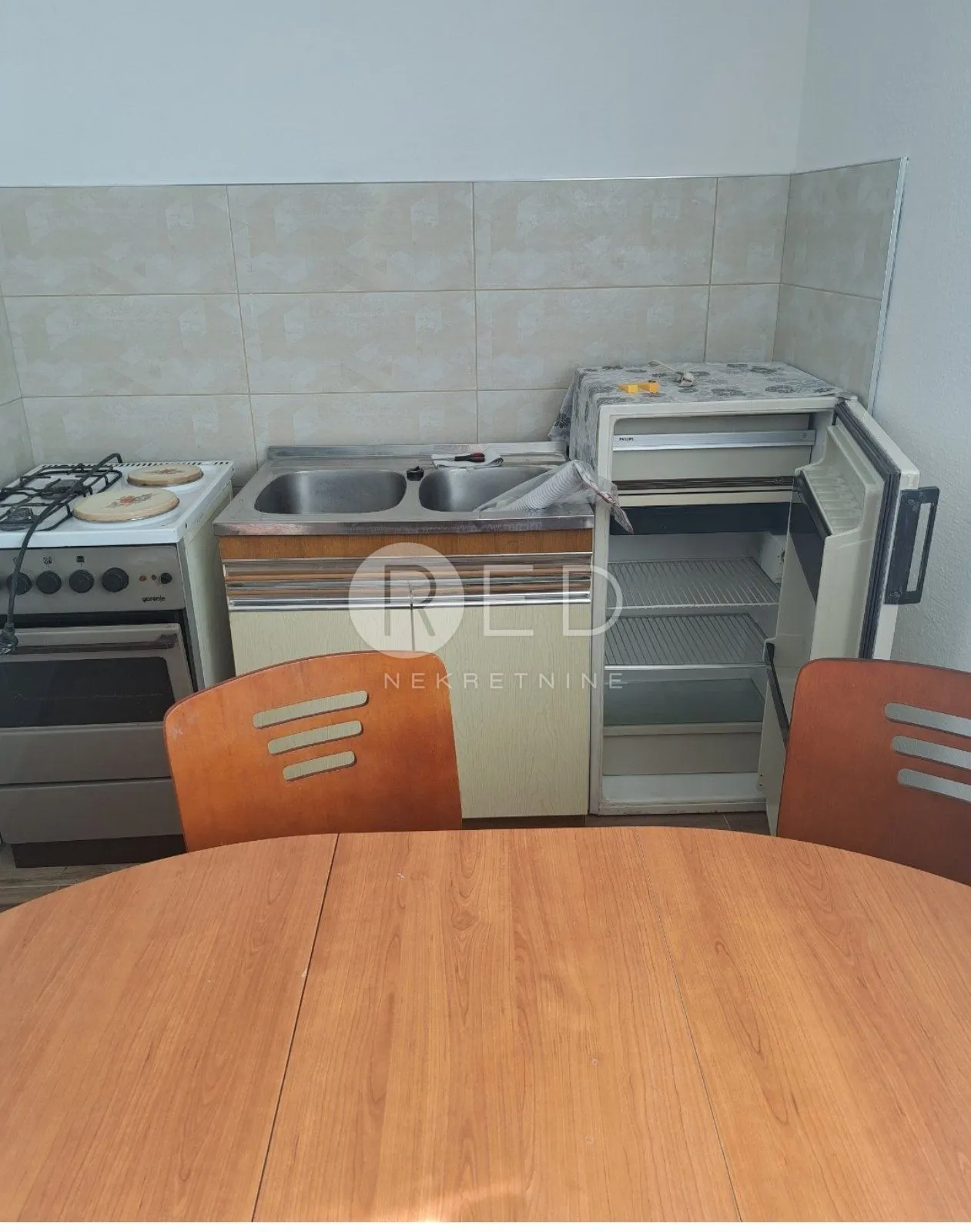 požega stan u kući 93m2 suteren-prizemlje+dv - slika 7
