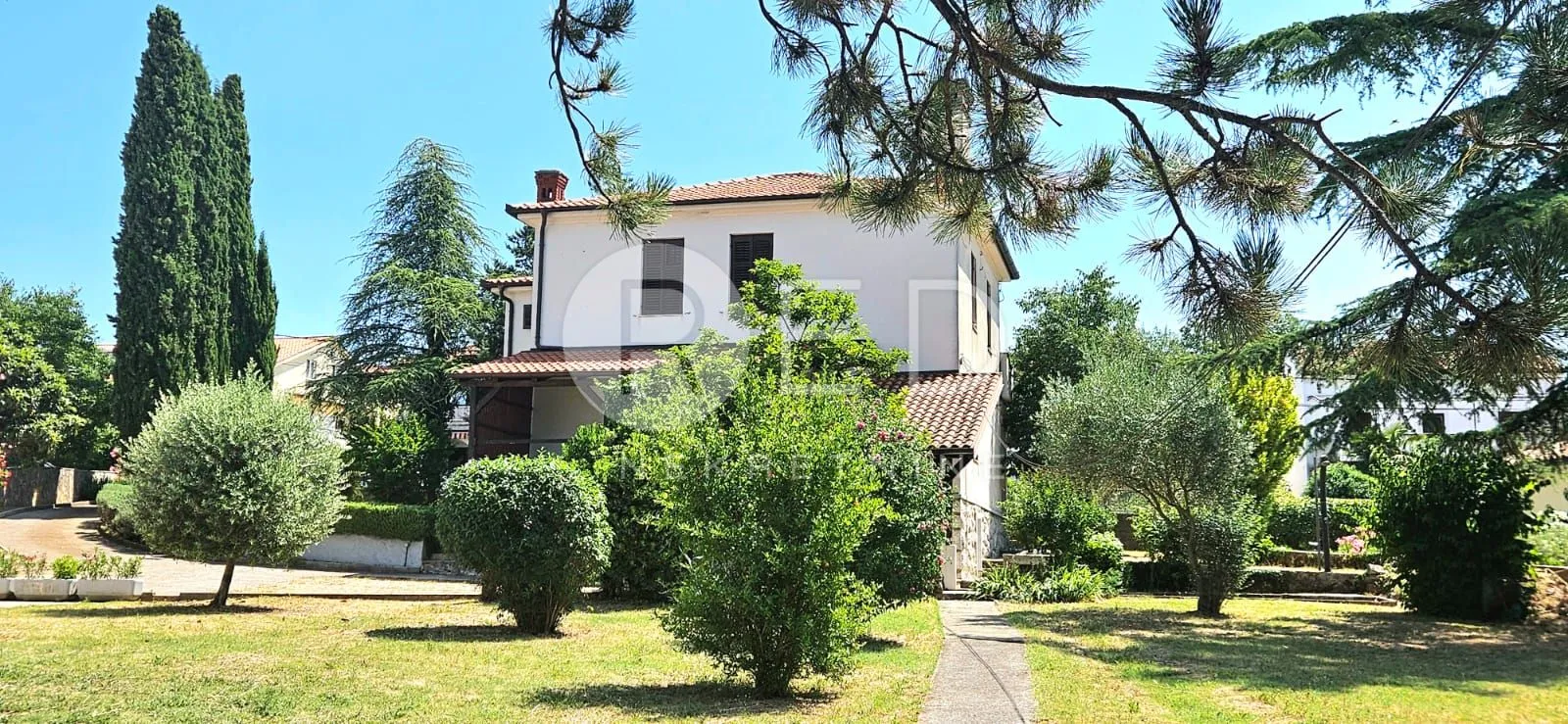 kuća u malinskoj - slika 2