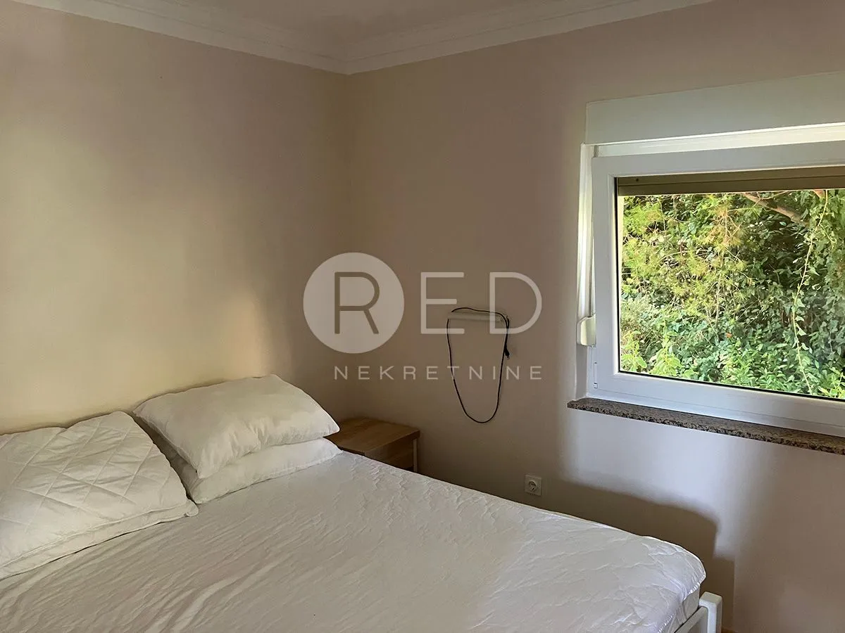 apartmanska kuća prvi red do mora - donji karin - slika 10