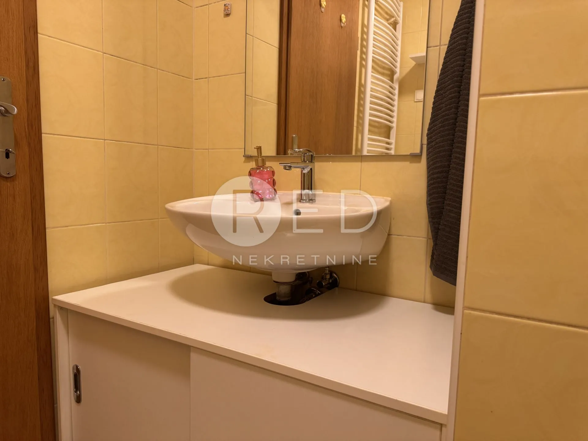 gornja dubrava najam 40 m2 - slika 10