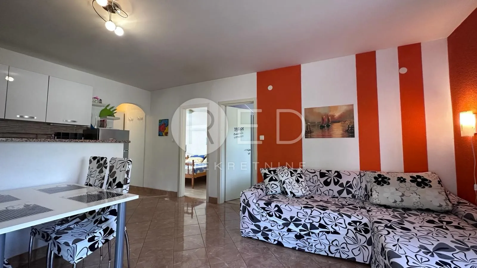 otok krk, okolica dobrinja - samostojeća kuća na mirnoj lokaciji, 150 m2 - slika 4