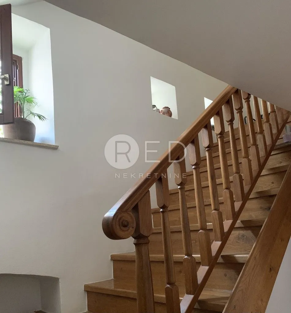 rovinj kuća, 183m2 - slika 11