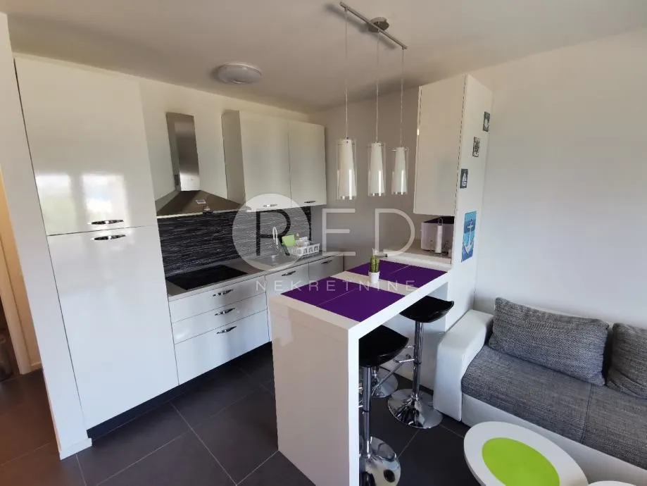 apartman u prizemlju 300 m od mora - vinjerac, zadarska - slika 3
