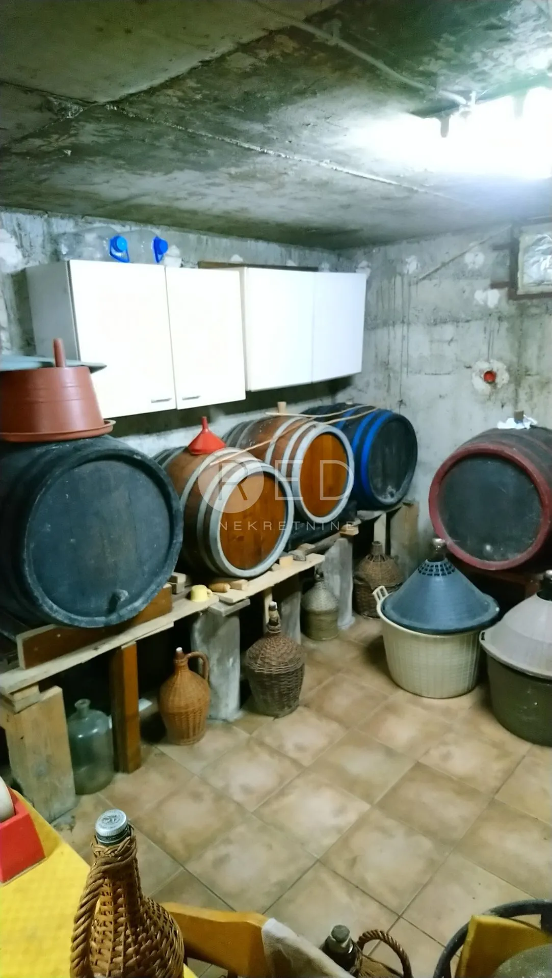 prelijepo imanje dalj planina - slika 24