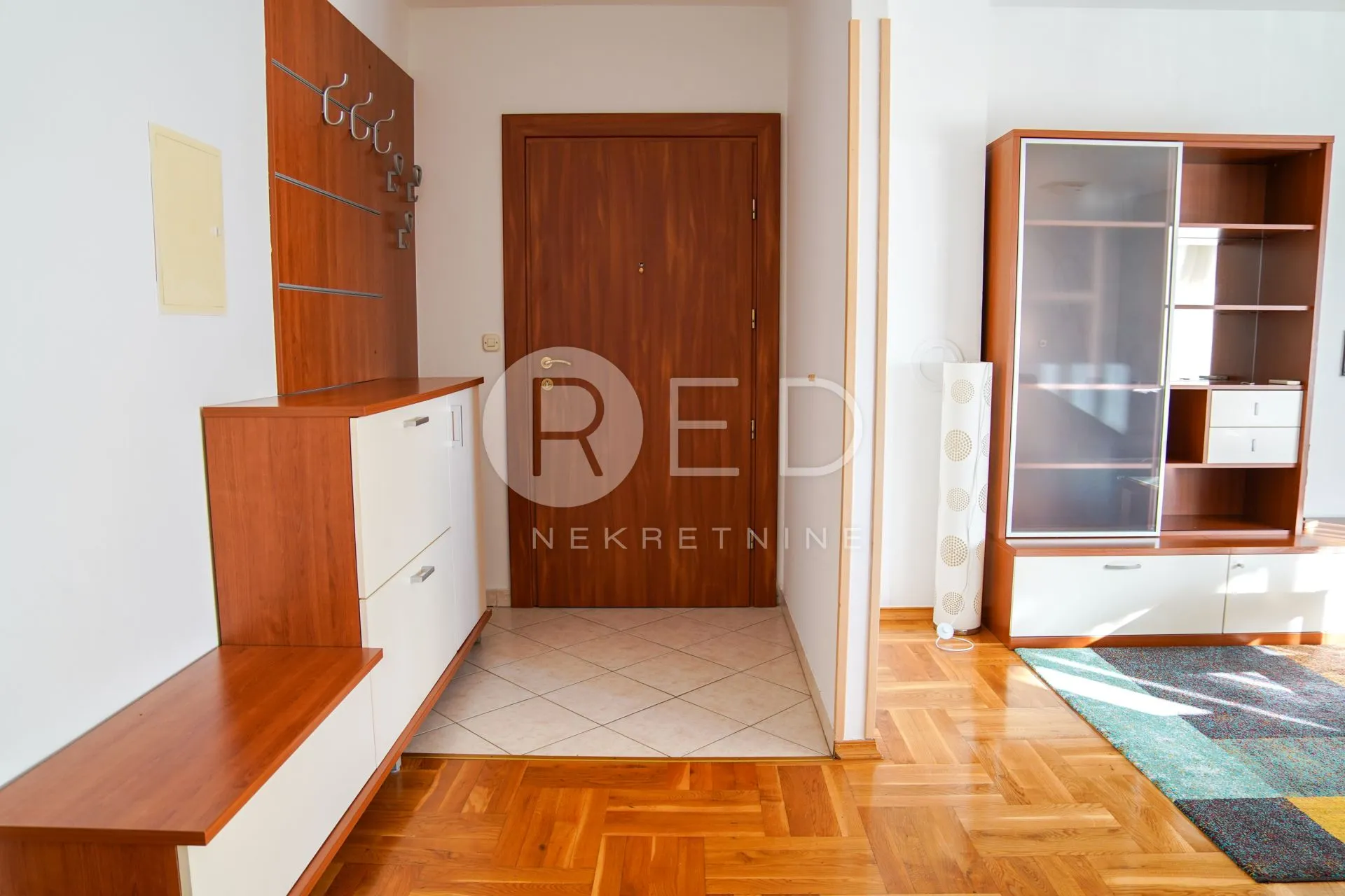 moderan trosoban stan, kompletno namješten - melada (maslina) zadar - slika 9