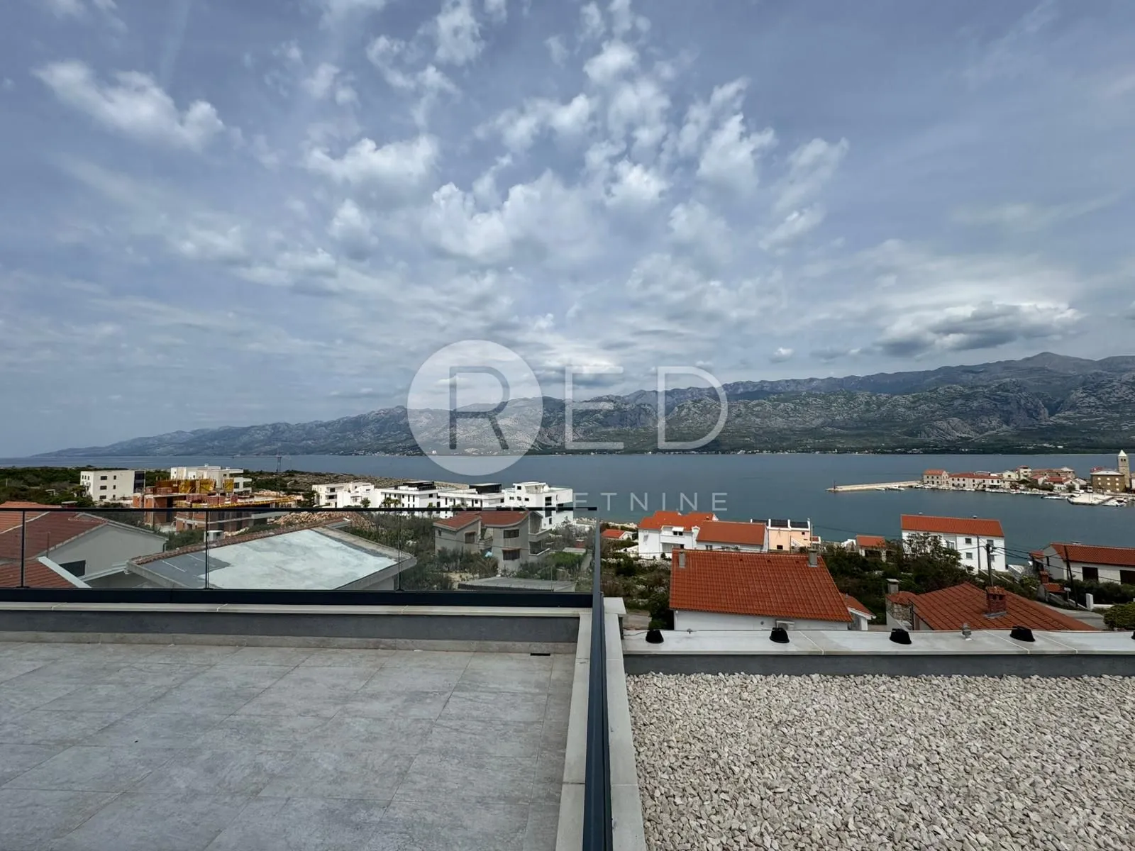 penthouse s pogledom na more 135 m2 - vinjerac - slika 13