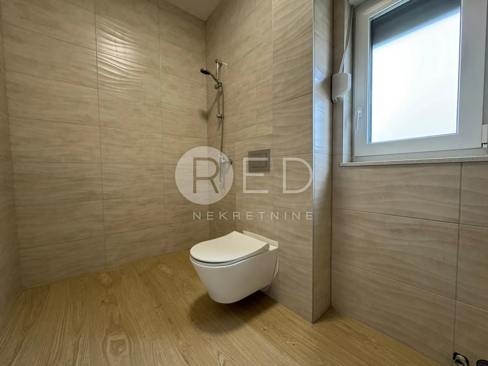 penthouse s pogledom na more 135 m2 - vinjerac - slika 19
