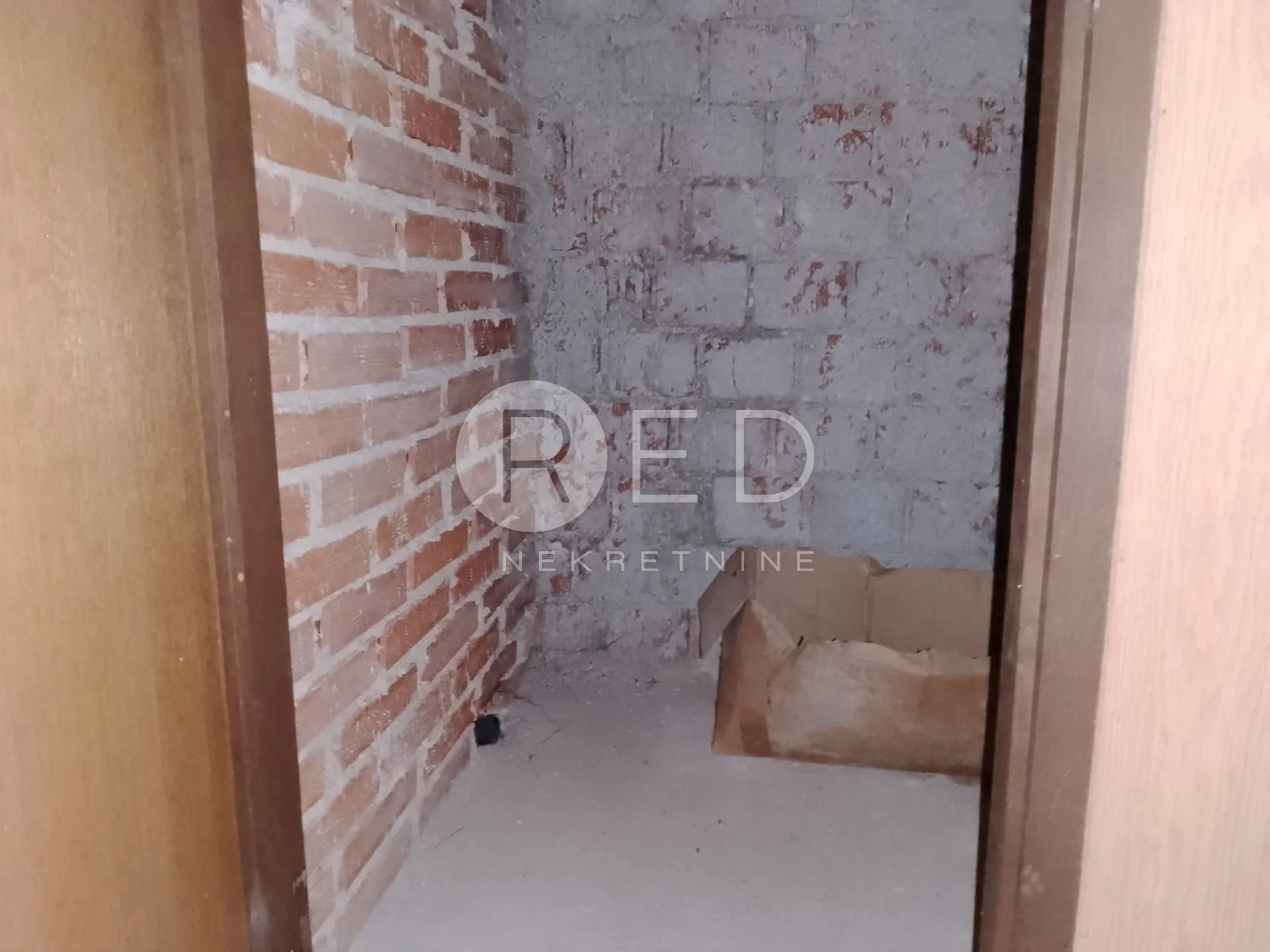 prodaja, kuća horvati 200m2 - slika 9