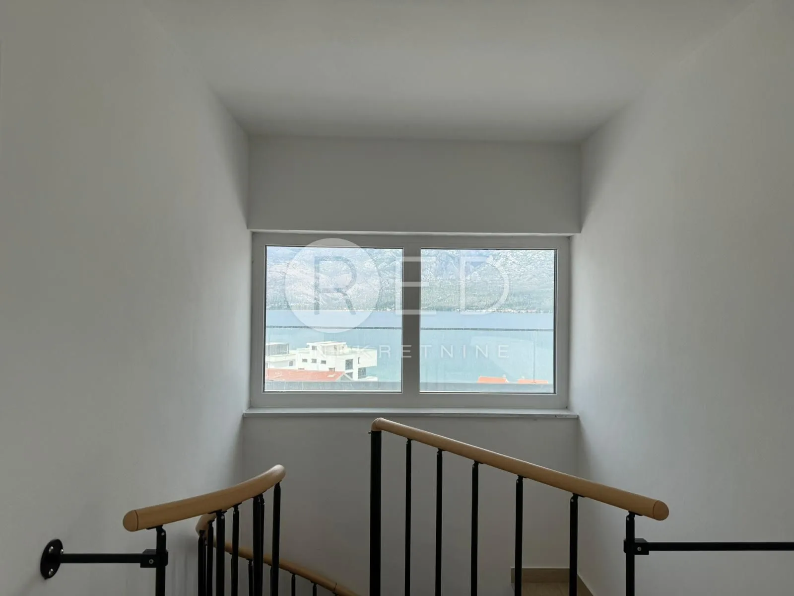 penthouse s pogledom na more 135 m2 - vinjerac - slika 12