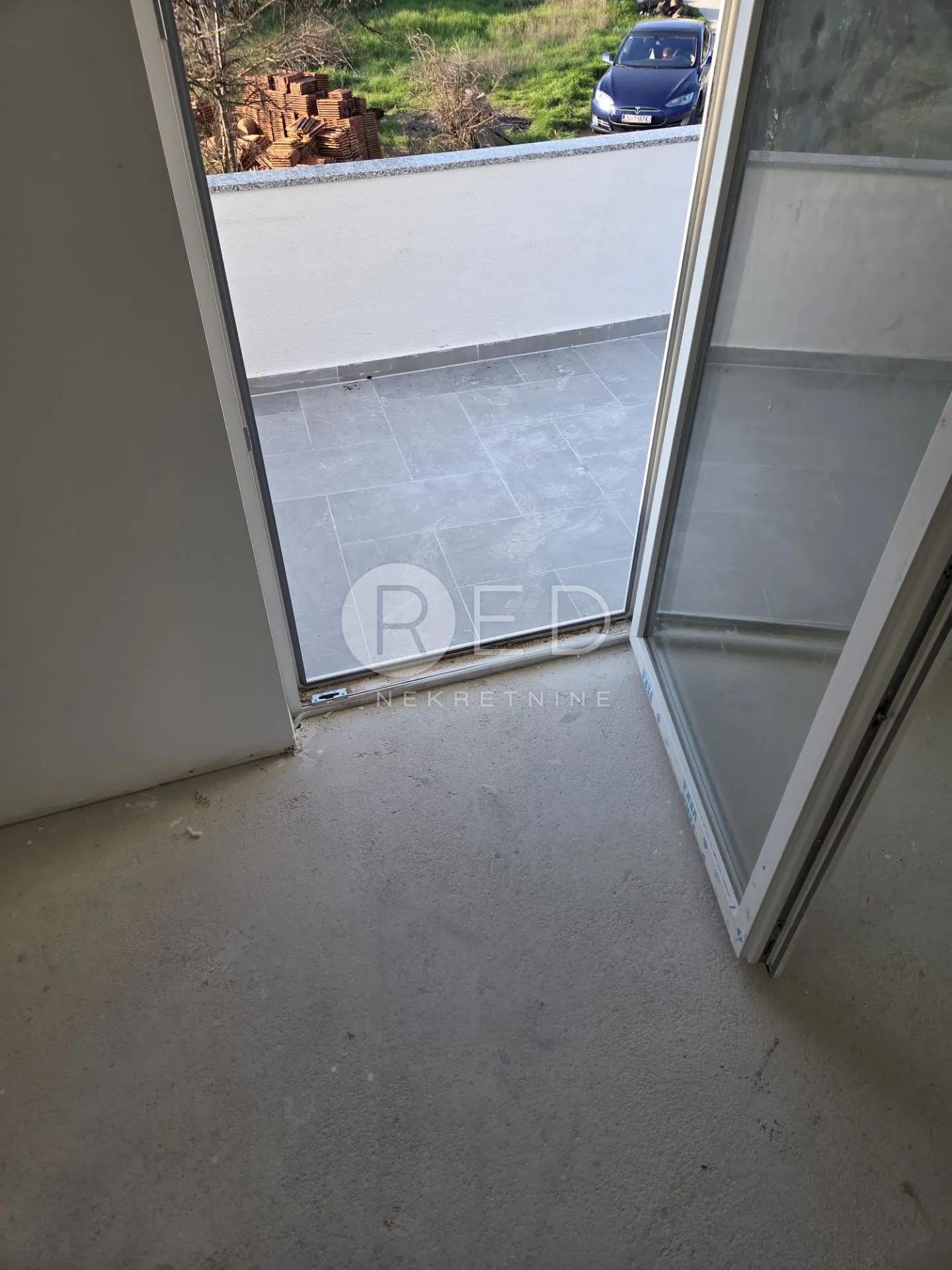 odlična prilika! trosoban stan u zemuniku donjem, zadar - slika 7