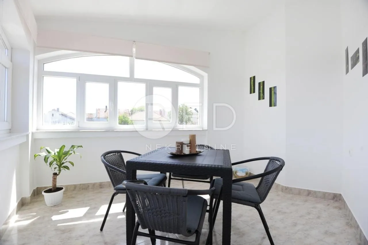 uhodan restoran i 2 apartmana 5 metara od mora - bibinje, zadar - slika 8