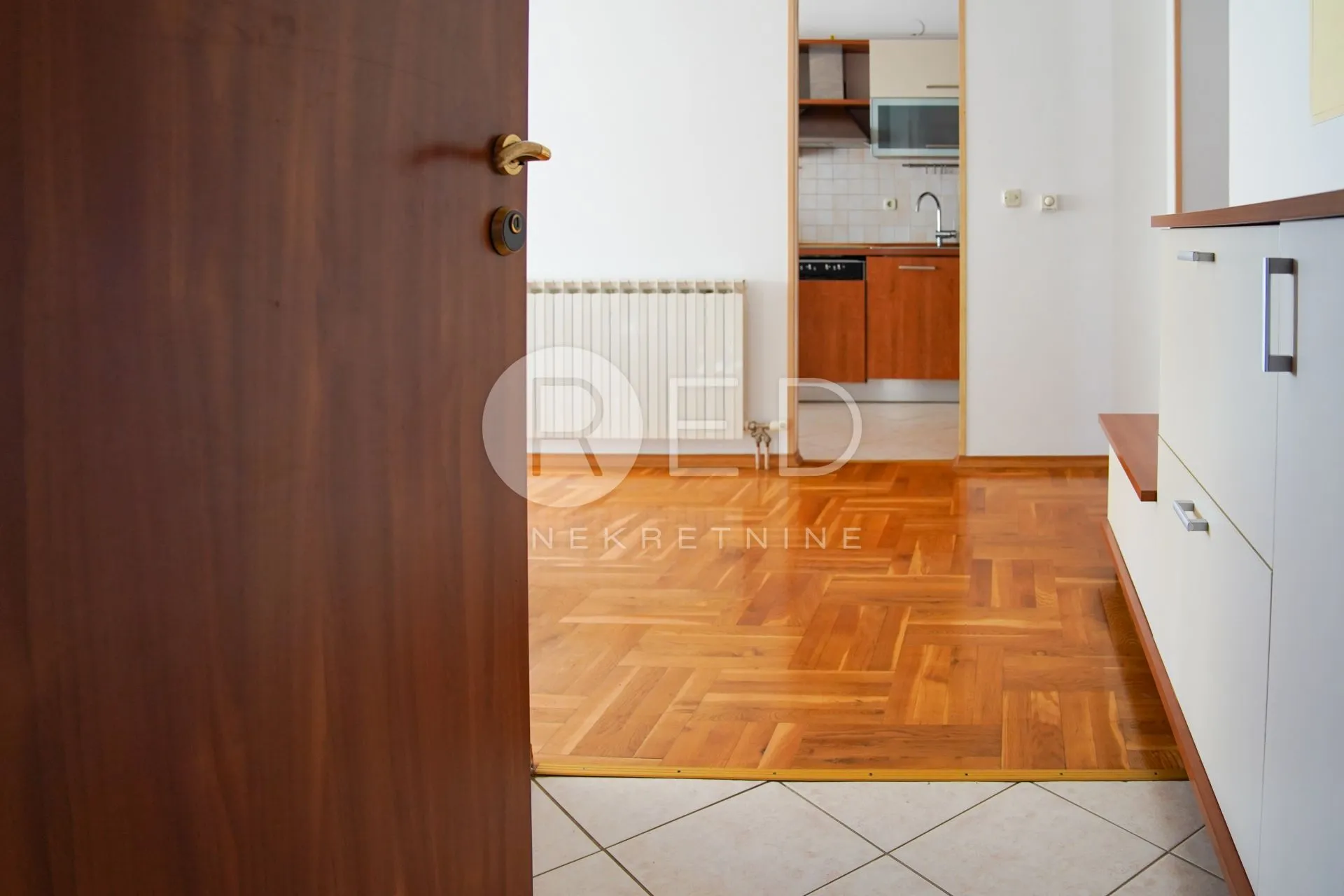 moderan trosoban stan, kompletno namješten - melada (maslina) zadar - slika 7
