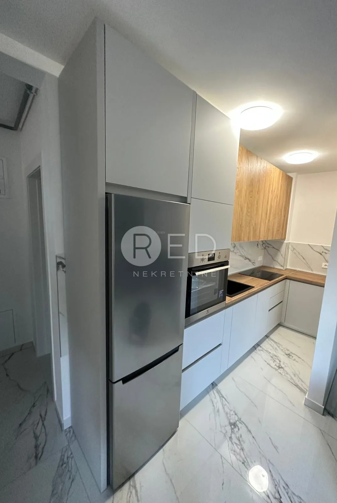 rudeš stan 45m2 s podzemnom garažom - slika 9