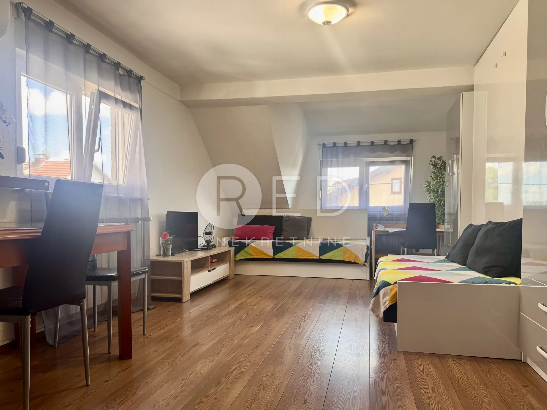 dubrava super prilika! stan 47m2 2.kat - slika 2